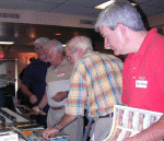 attendees_17.gif (17953 bytes)